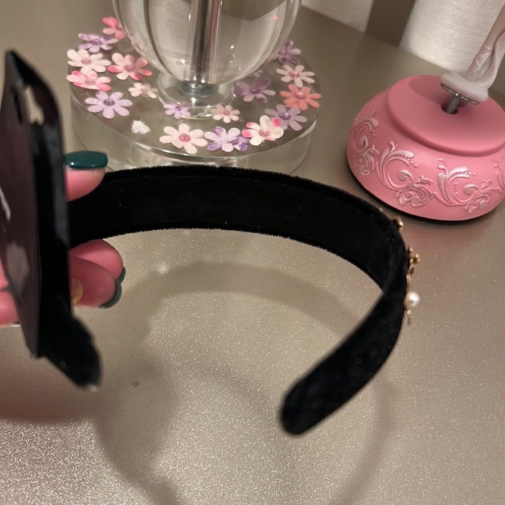 💕1 hr sale 🎉Gold and black Headband - Picture 3 of 9